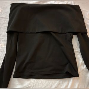 Cos off shoulder top